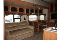 2009 Mountaineer Fifth Wheel - Model# 285RLD