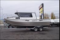 2009 WELDCRAFT 240 CUDDY KING