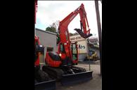 Kubota KX080