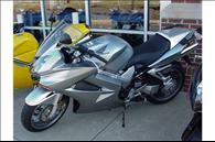 2005 HONDA VFR800