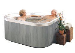Rendezvous Hot Tub