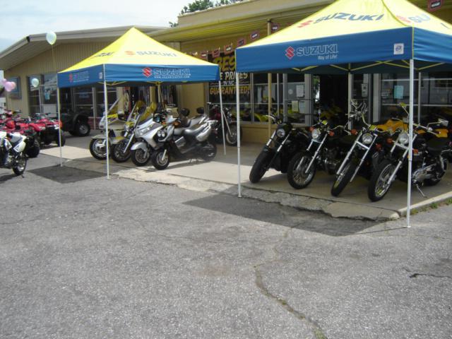 Tent sale 5-8-09 003.jpg