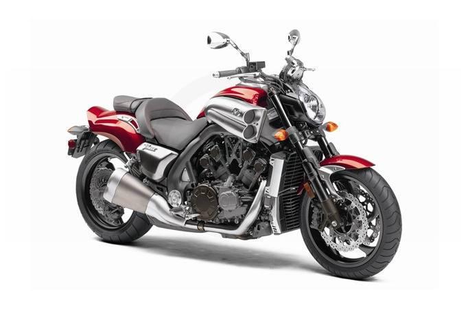 2010 VMAX.jpg