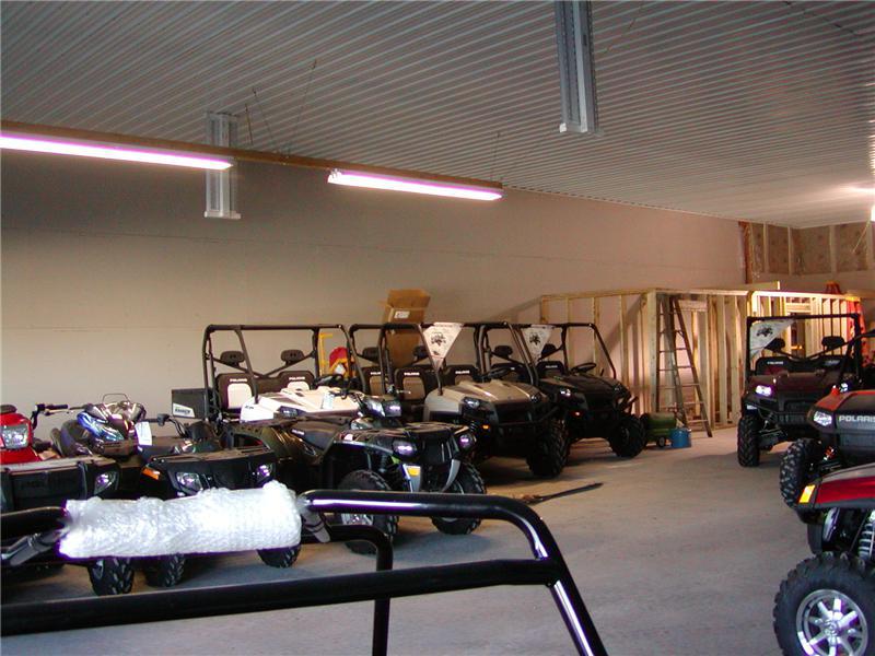 BUILDING 11-03-2009 001.jpg