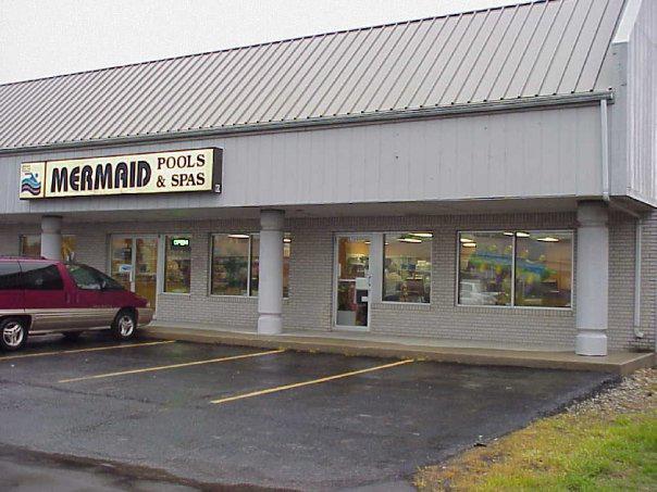 Muncie Store.jpg
