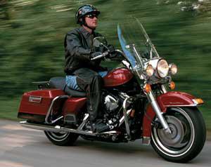  The recent introduction of Screamin' Eagle® Synthetic Lubricant by Harley-Davidson® indicates the Motor Company has finally recognized the benefits of running synthetic motorcycle oil in their air-cooled engines.