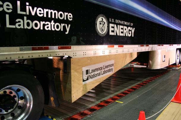 Underneath_the_truck_610x406.jpg