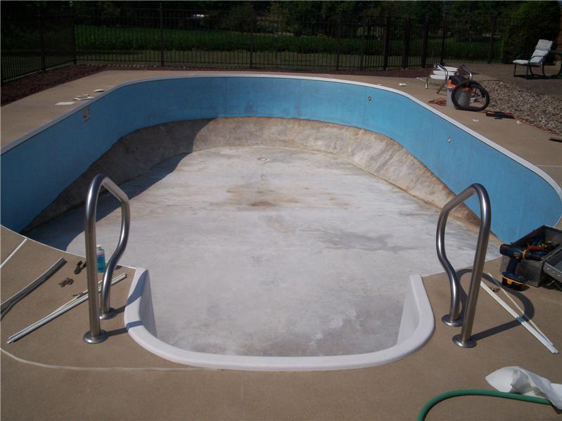 Oval pool before.jpg