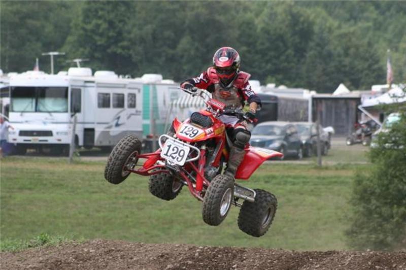 bentley_doing_crooked_jump_at_quad_nationals.jpeg